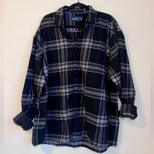 Abercrombie & Fitch Black and Grey Flannel Shirt